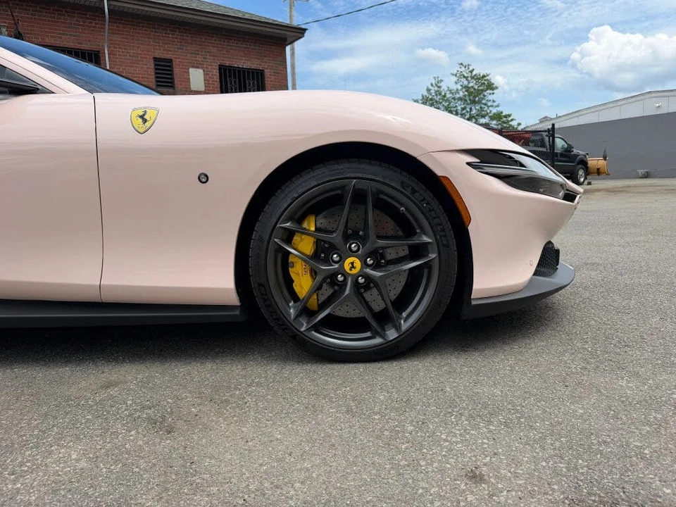 2021 Ferrari Roma - Image 4 of 31