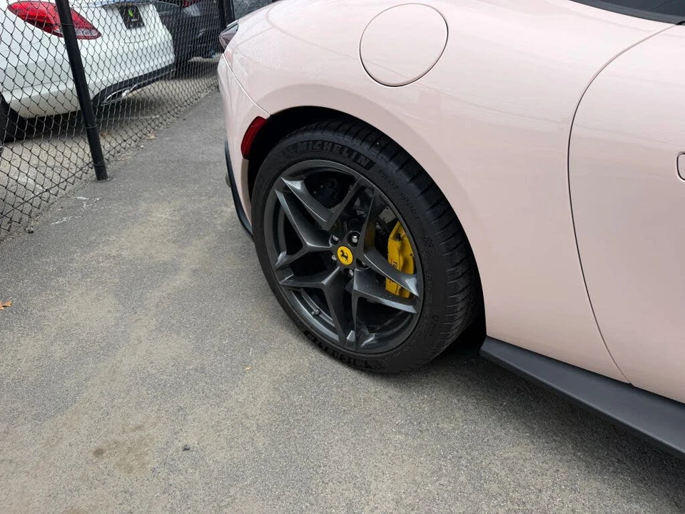 2021 Ferrari Roma - Image 5 of 31