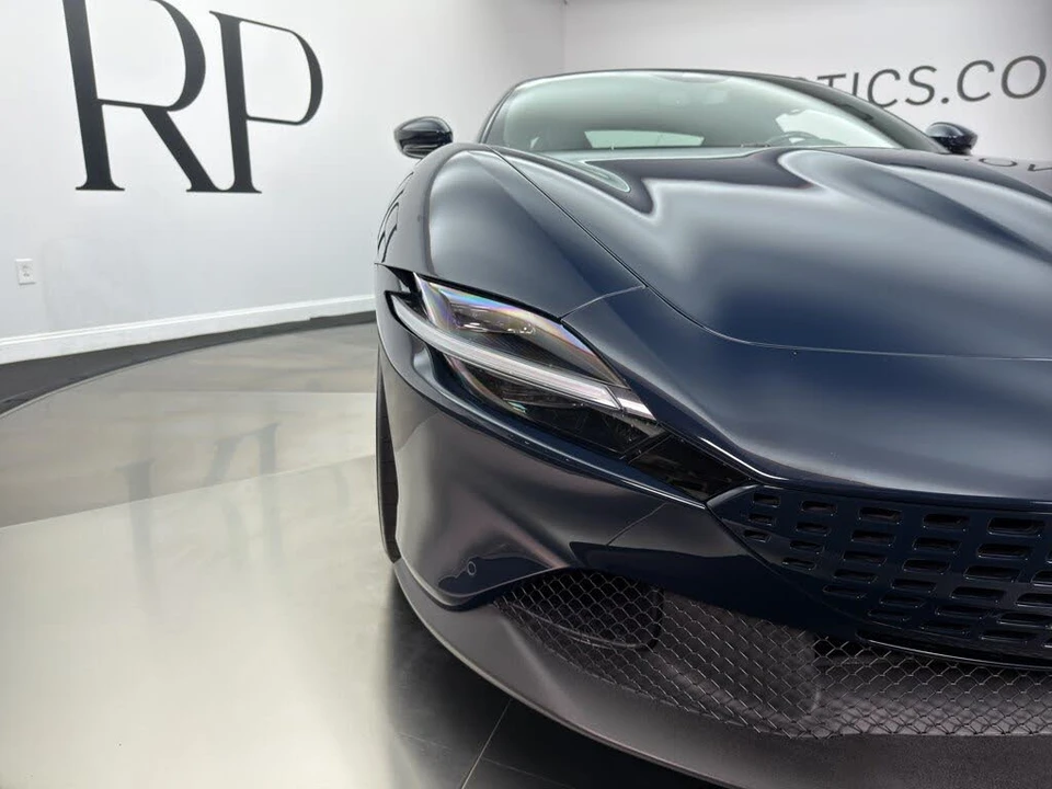 2021 Ferrari Roma - Image 10 of 23