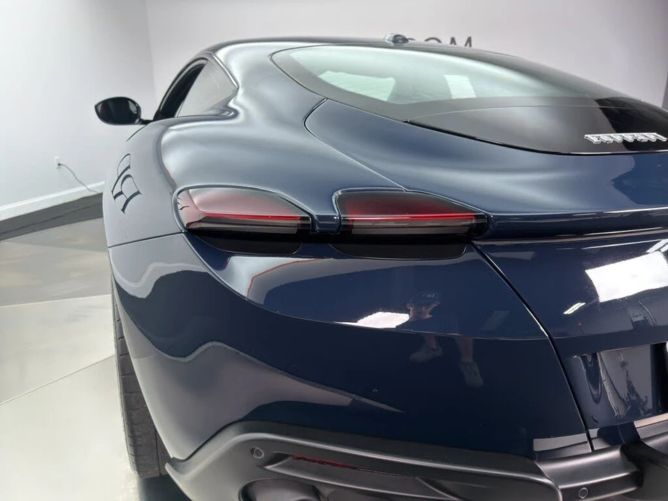 2021 Ferrari Roma - Image 12 of 23