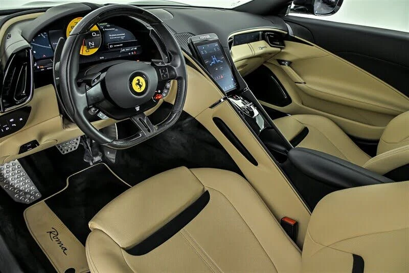 2021 Ferrari Roma - Image 21 of 31
