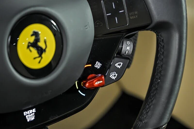 2021 Ferrari Roma - Image 26 of 31