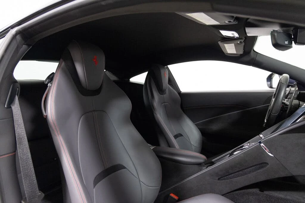 2021 Ferrari Roma - Image 24 of 31