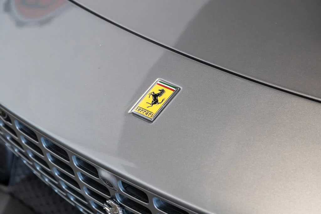 2021 Ferrari Roma - Image 21 of 31