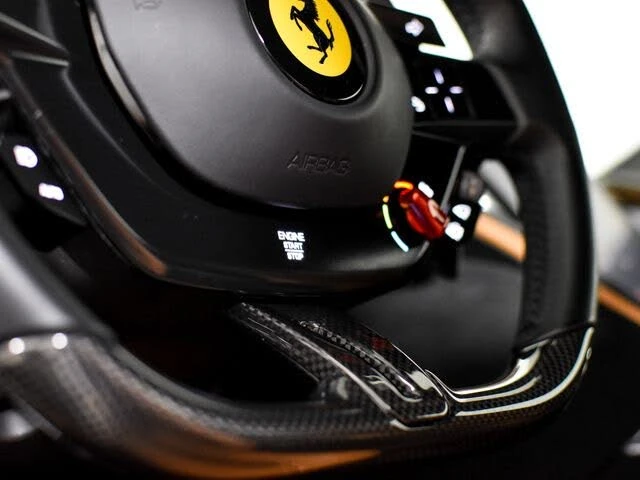 2021 Ferrari Roma - Image 28 of 31
