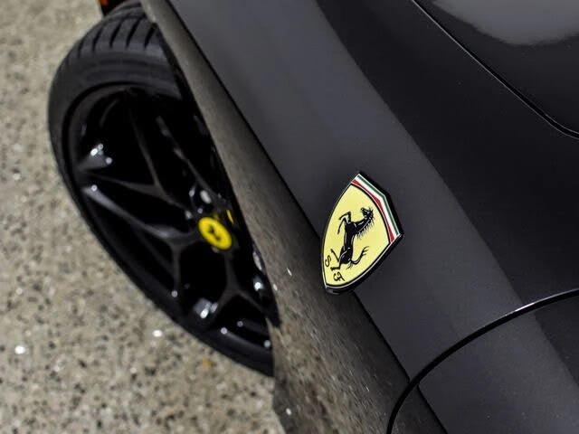2021 Ferrari Roma - Image 19 of 31