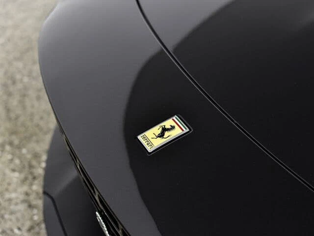 2021 Ferrari Roma - Image 10 of 31