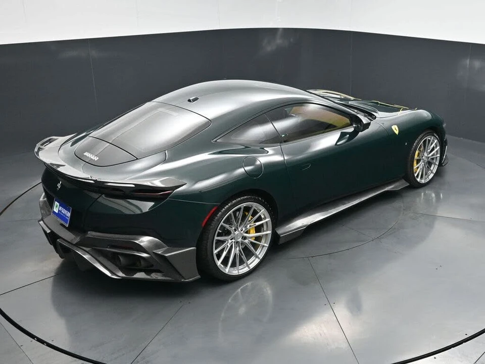 2021 Ferrari Roma - Image 16 of 31