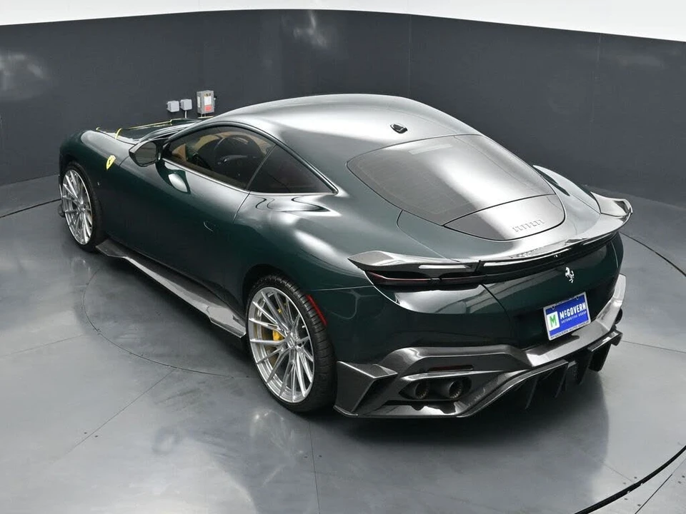 2021 Ferrari Roma - Image 14 of 31