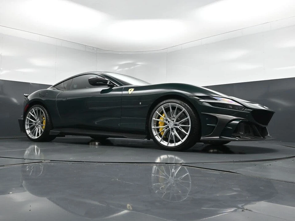2021 Ferrari Roma - Image 28 of 31