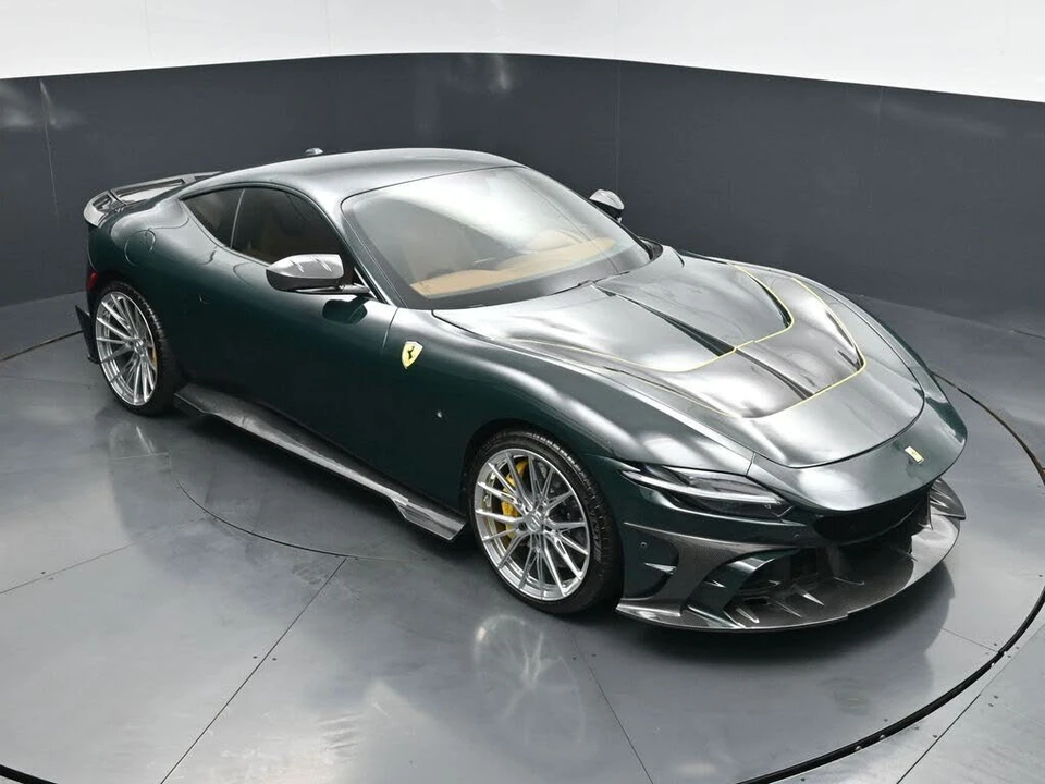 2021 Ferrari Roma - Image 18 of 31