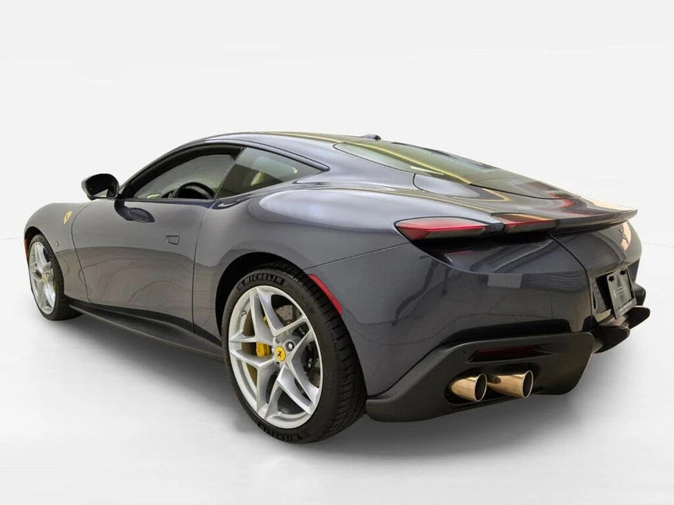 2021 Ferrari Roma - Image 11 of 31