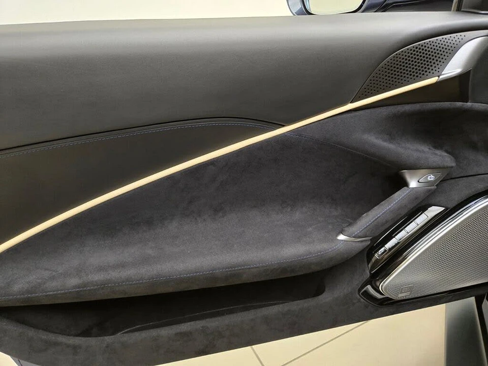 2021 Ferrari Roma - Image 31 of 31