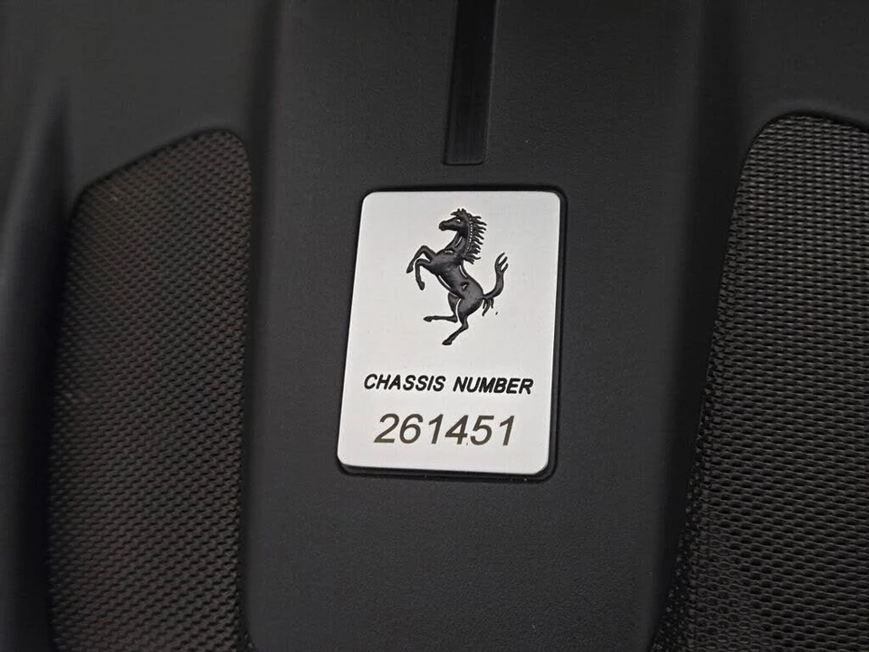 2021 Ferrari Roma - Image 30 of 31