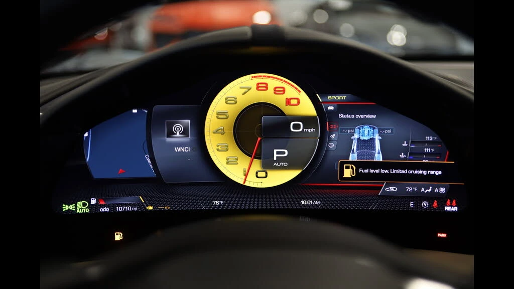 2021 Ferrari Roma - Image 22 of 31