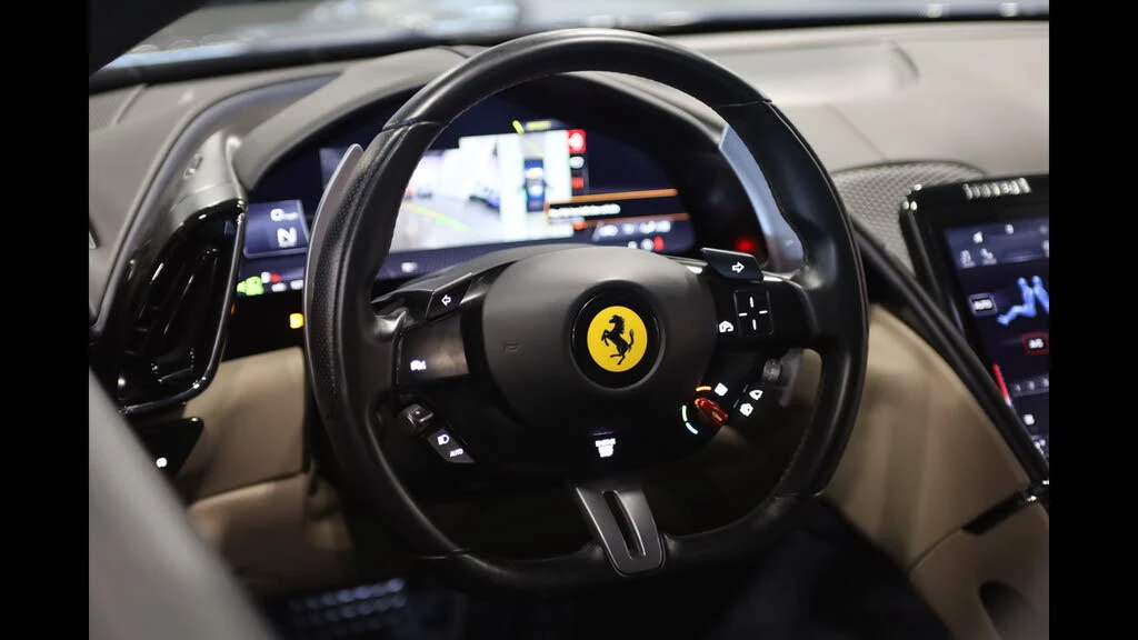 2021 Ferrari Roma - Image 28 of 31