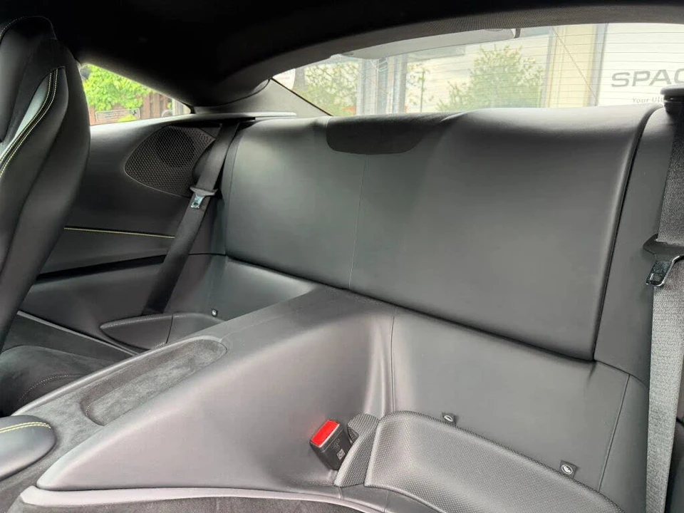 2021 Ferrari Roma - Image 21 of 30