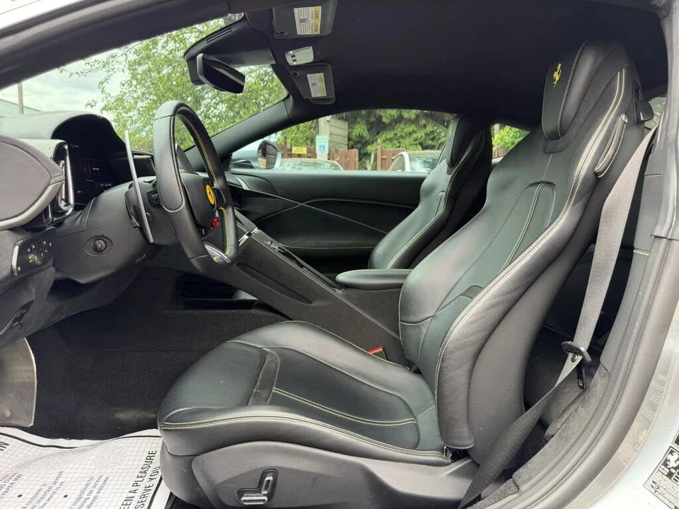 2021 Ferrari Roma - Image 14 of 30