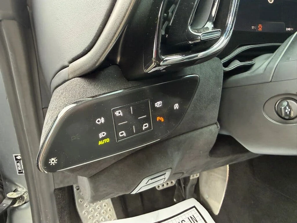 2021 Ferrari Roma - Image 17 of 30