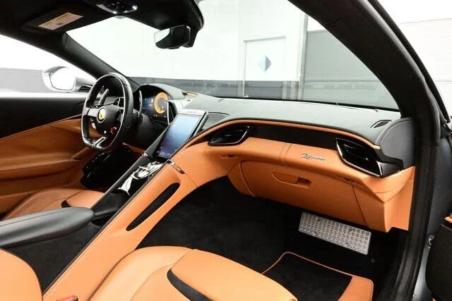 2021 Ferrari Roma - Image 13 of 27