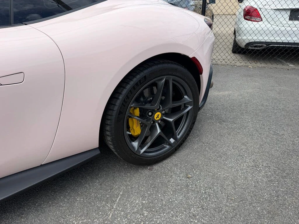 2021 Ferrari Roma - Image 7 of 31