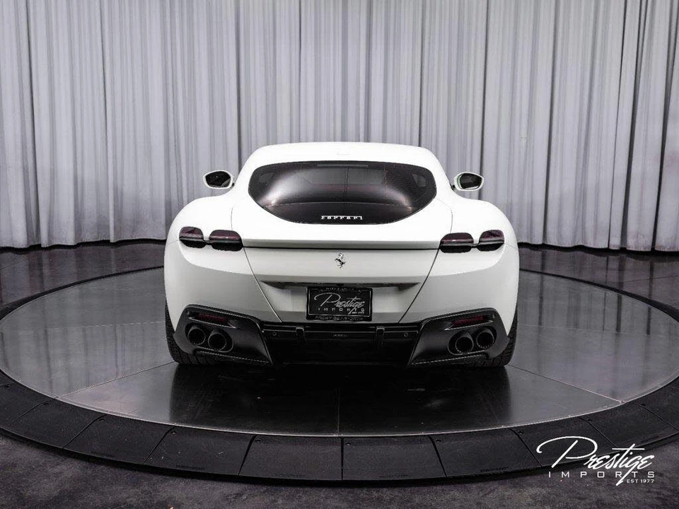 2021 Ferrari Roma - Image 10 of 31