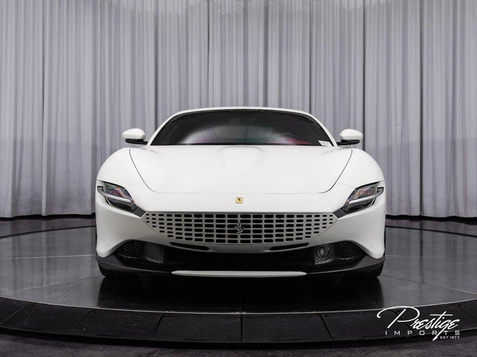 2021 Ferrari Roma - Image 2 of 31