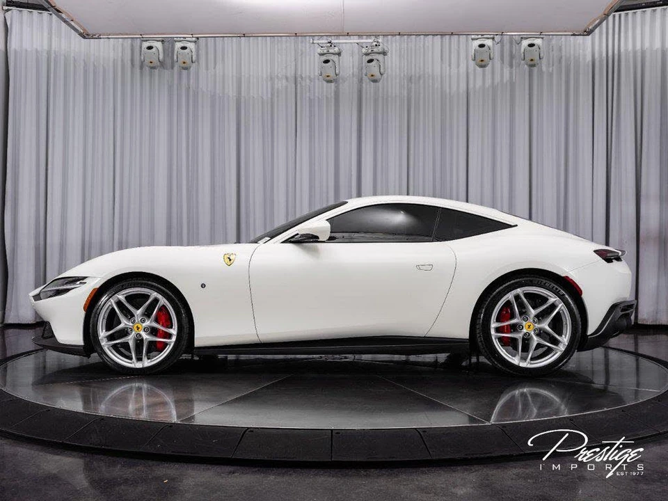 2021 Ferrari Roma - Image 5 of 31