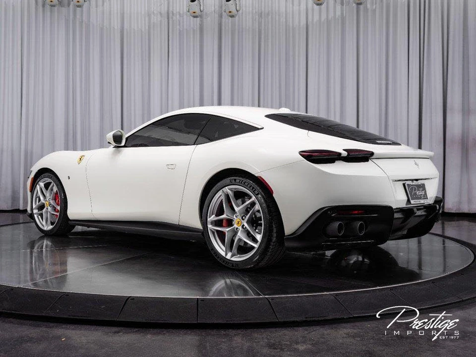 2021 Ferrari Roma - Image 8 of 31