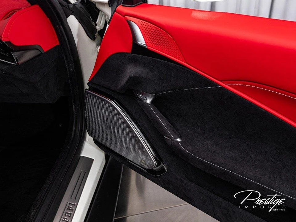 2021 Ferrari Roma - Image 31 of 31