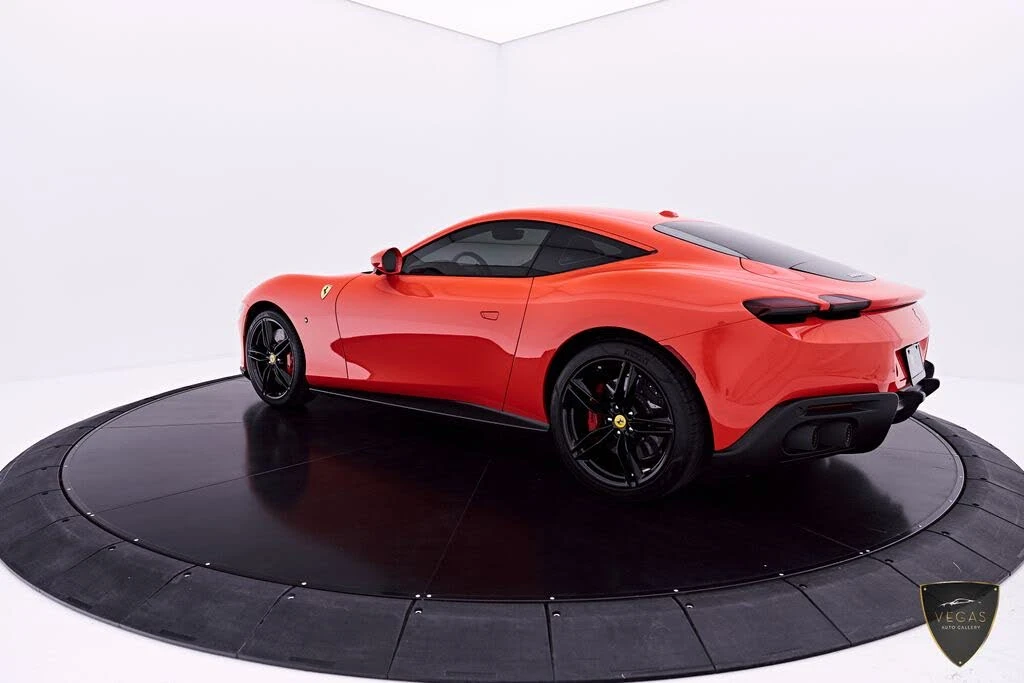 2021 Ferrari Roma - Image 16 of 31