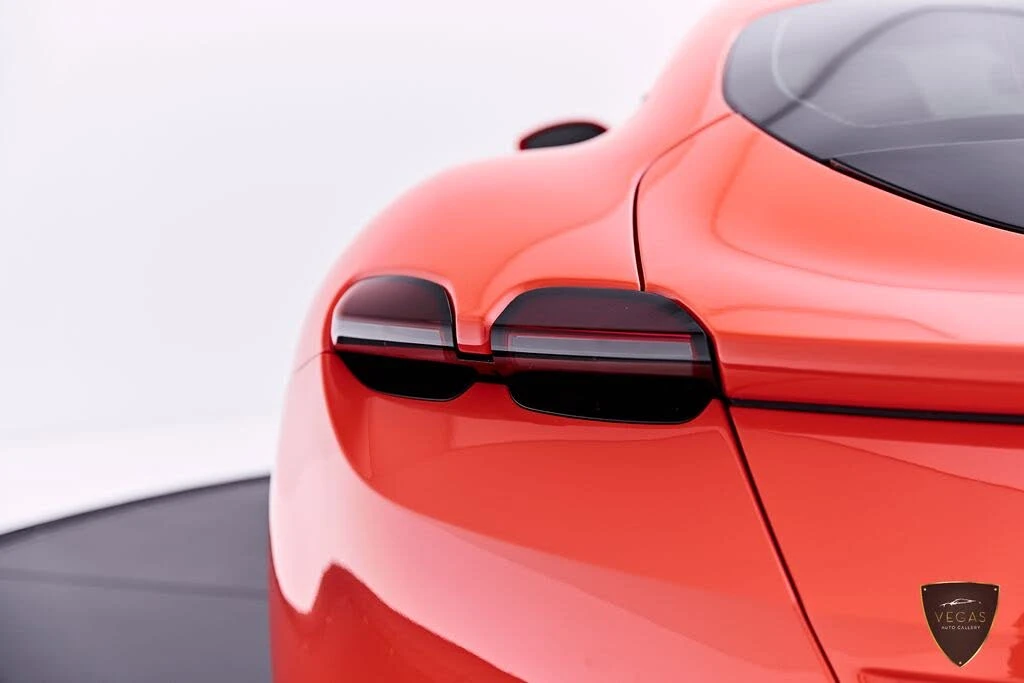 2021 Ferrari Roma - Image 30 of 31