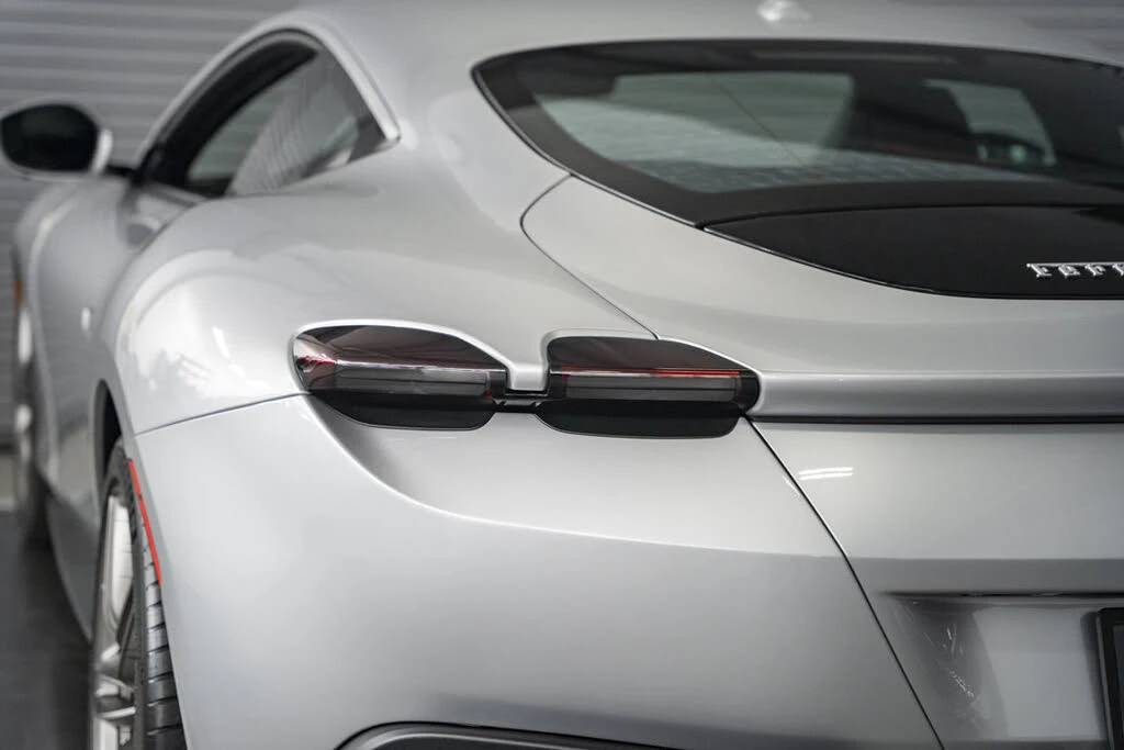 2021 Ferrari Roma - Image 11 of 31
