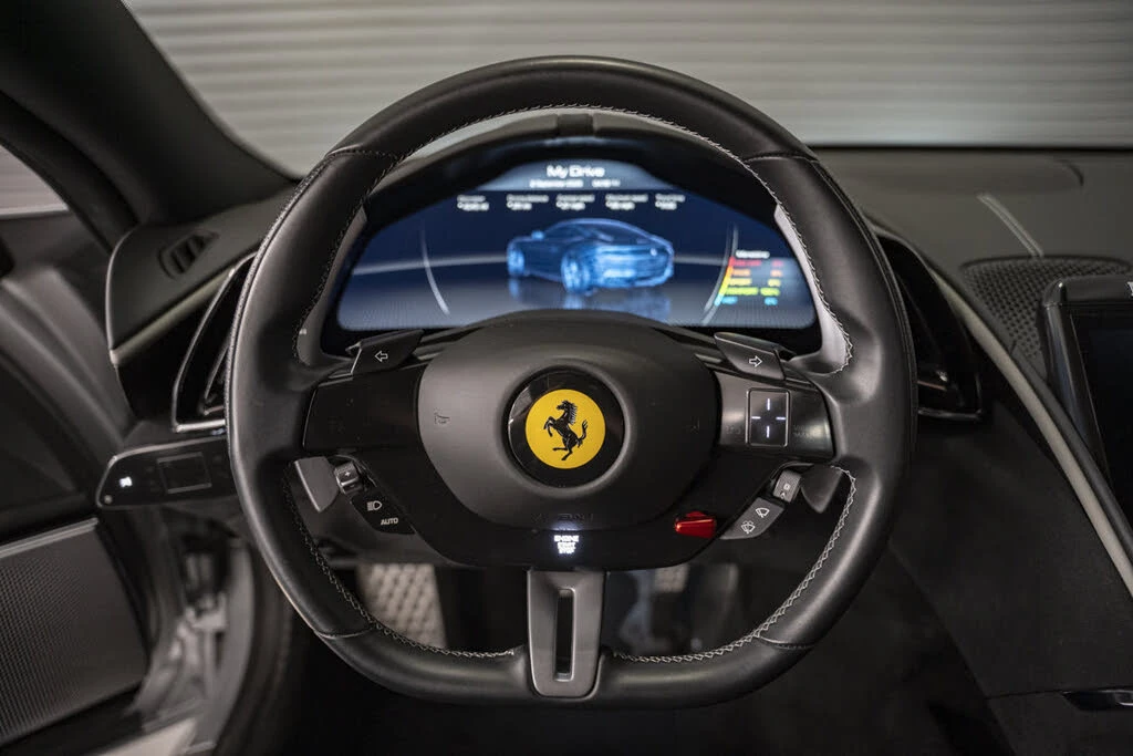 2021 Ferrari Roma - Image 28 of 31