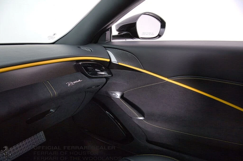 2021 Ferrari Roma - Image 15 of 31