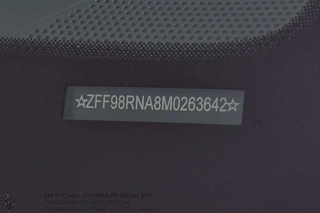 2021 Ferrari Roma - Image 30 of 31