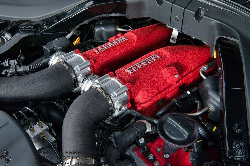 2021 Ferrari Roma - Image 25 of 31