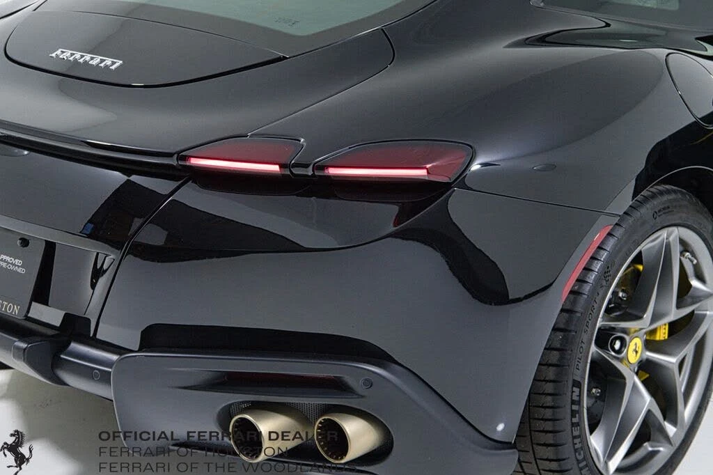 2021 Ferrari Roma - Image 23 of 31