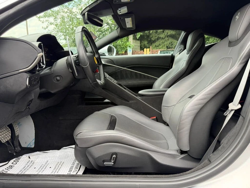 2021 Ferrari Roma - Image 15 of 31