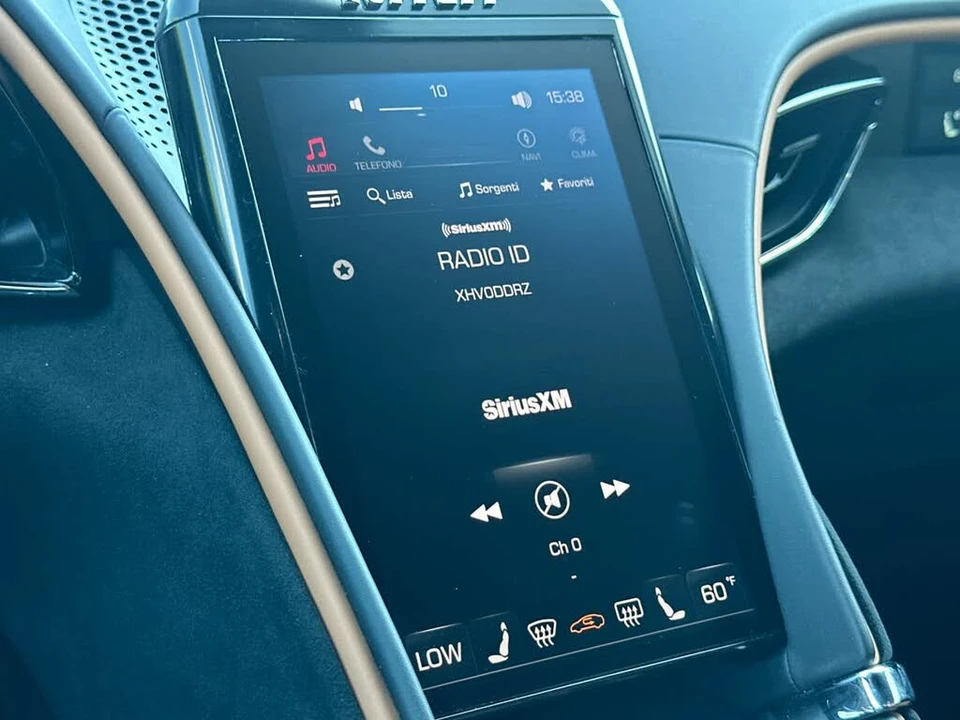 2021 Ferrari Roma - Image 16 of 30