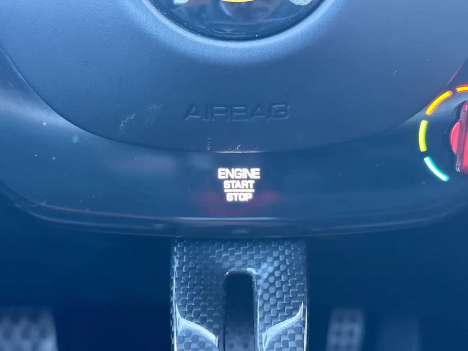 2021 Ferrari Roma - Image 21 of 30