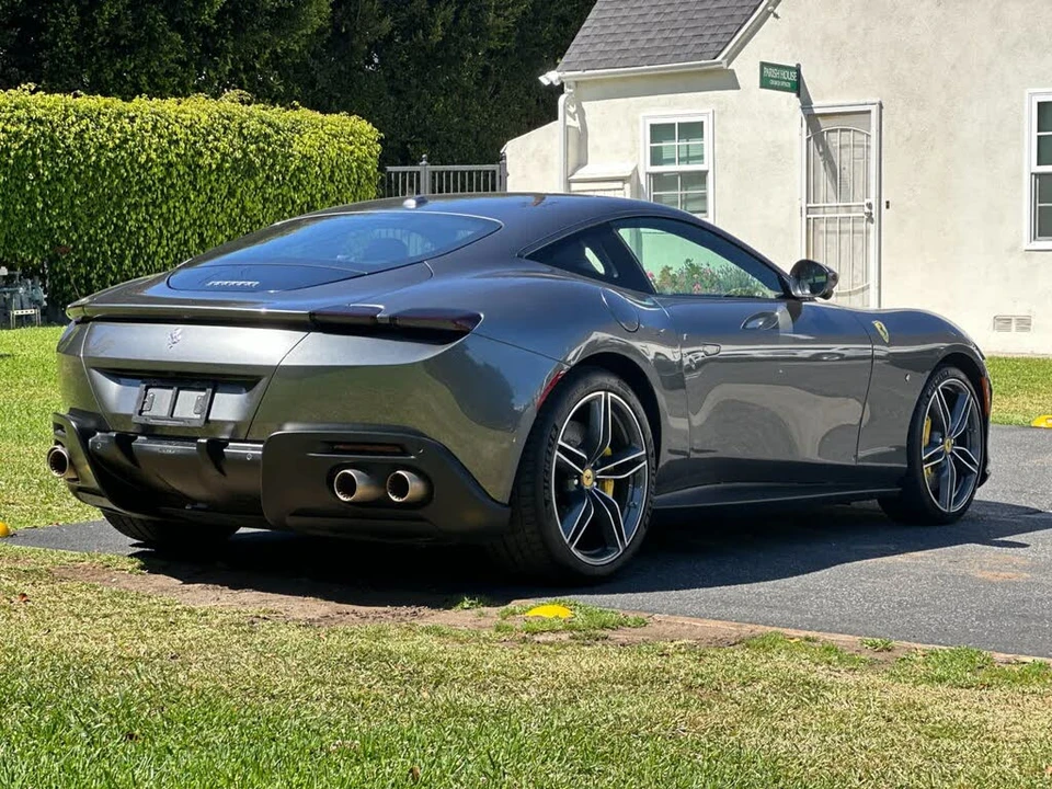 2021 Ferrari Roma - Image 7 of 30