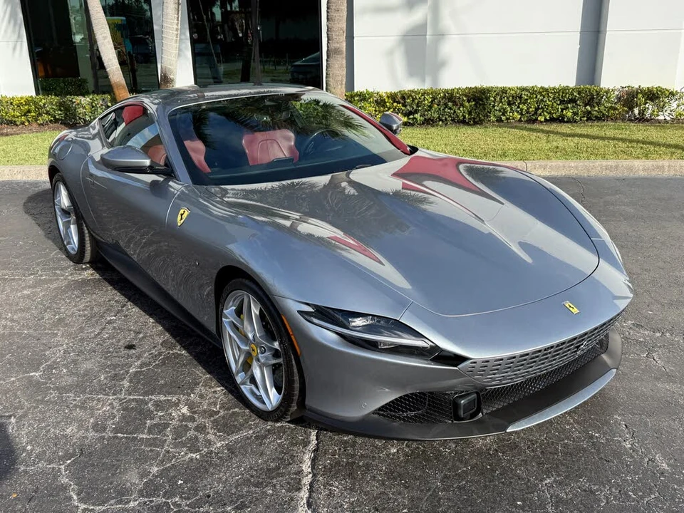 2021 Ferrari Roma - Image 5 of 31