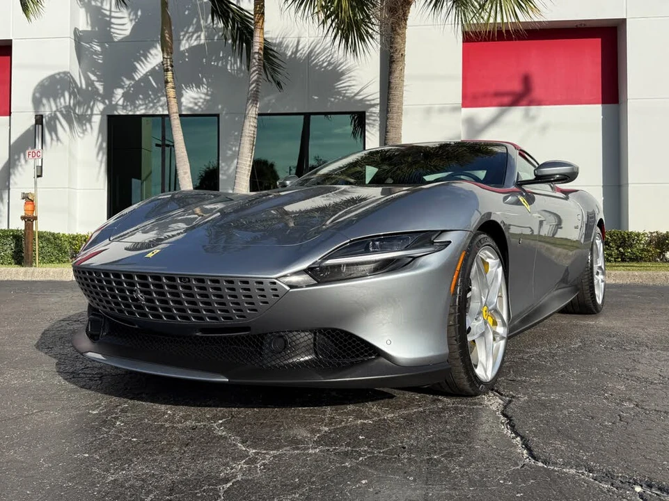 2021 Ferrari Roma - Image 8 of 31