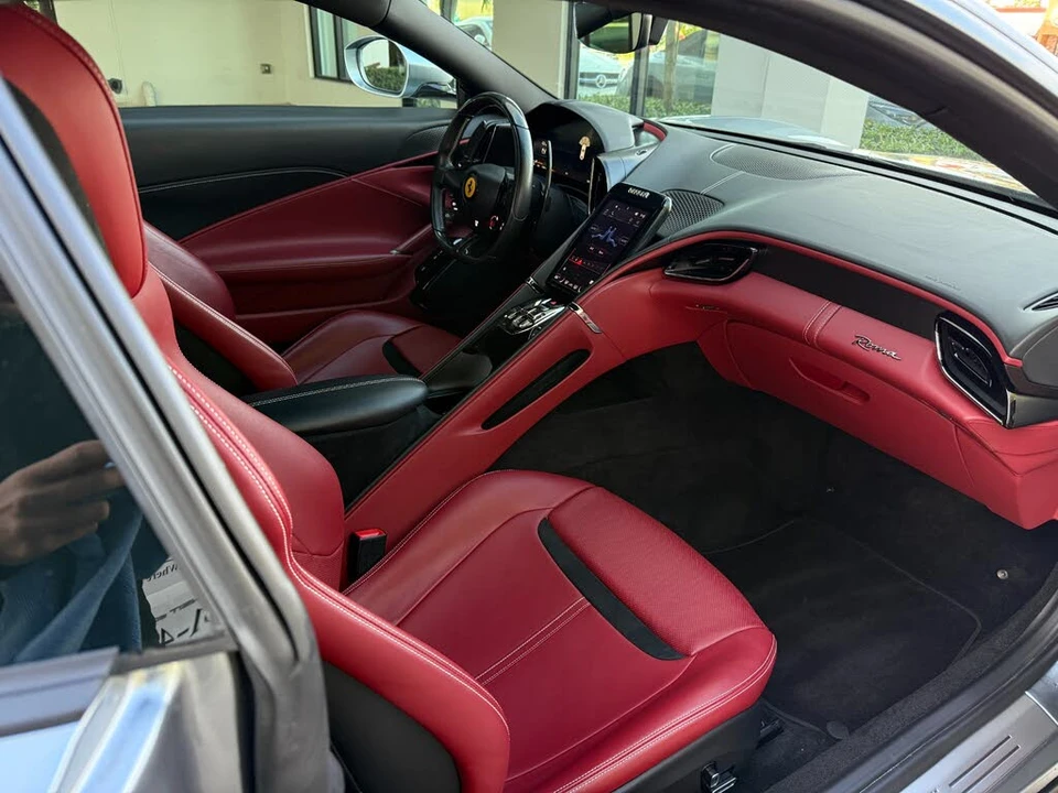 2021 Ferrari Roma - Image 30 of 31