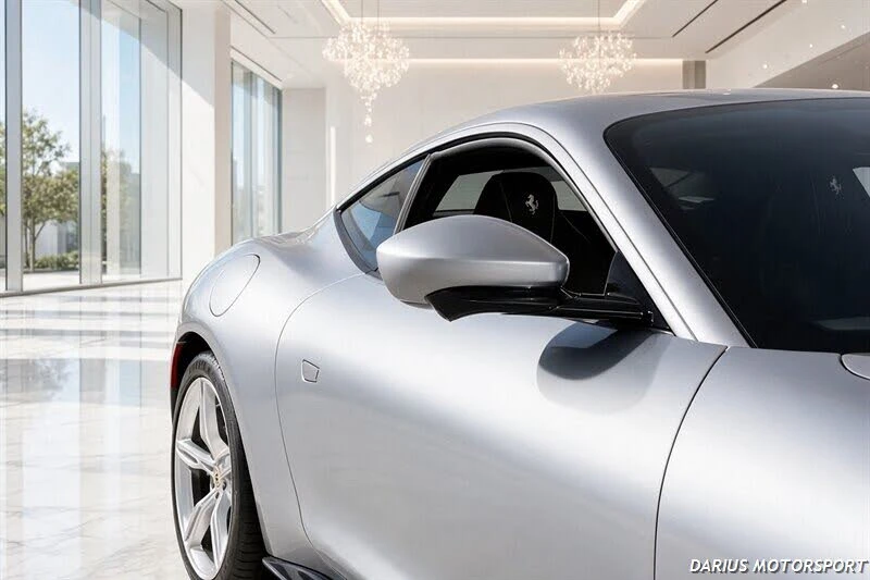 2021 Ferrari Roma - Image 23 of 31