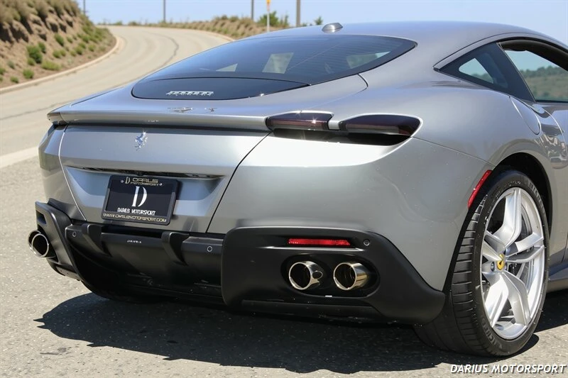 2021 Ferrari Roma - Image 21 of 31
