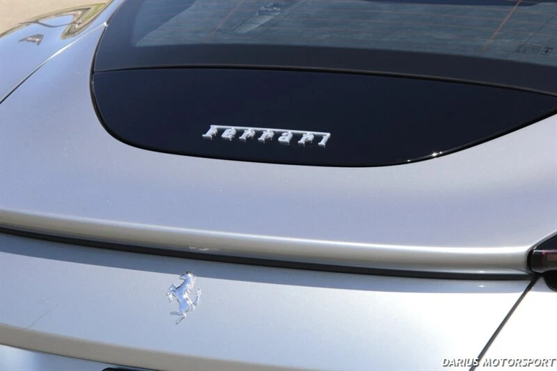 2021 Ferrari Roma - Image 25 of 31