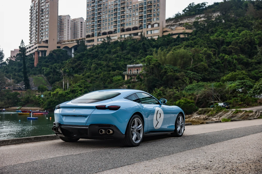 2021 Ferrari Roma - Image 7 of 31