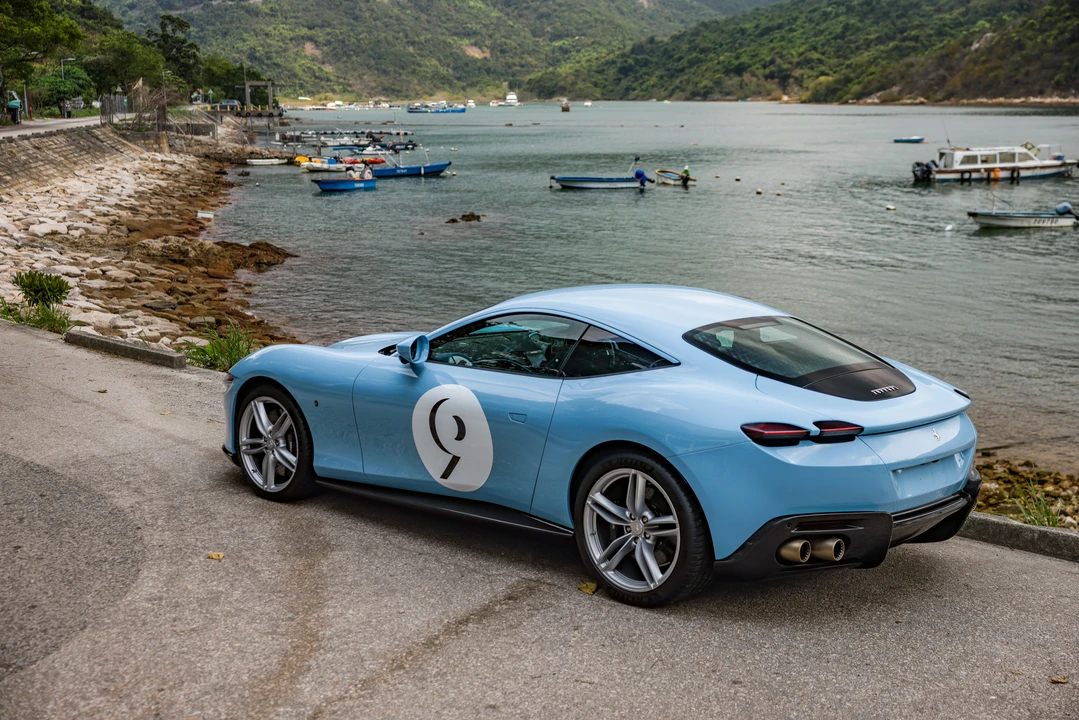 2021 Ferrari Roma - Image 13 of 31